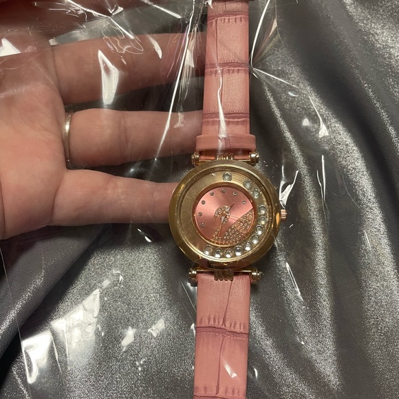 Watch - Picture 2 of 2